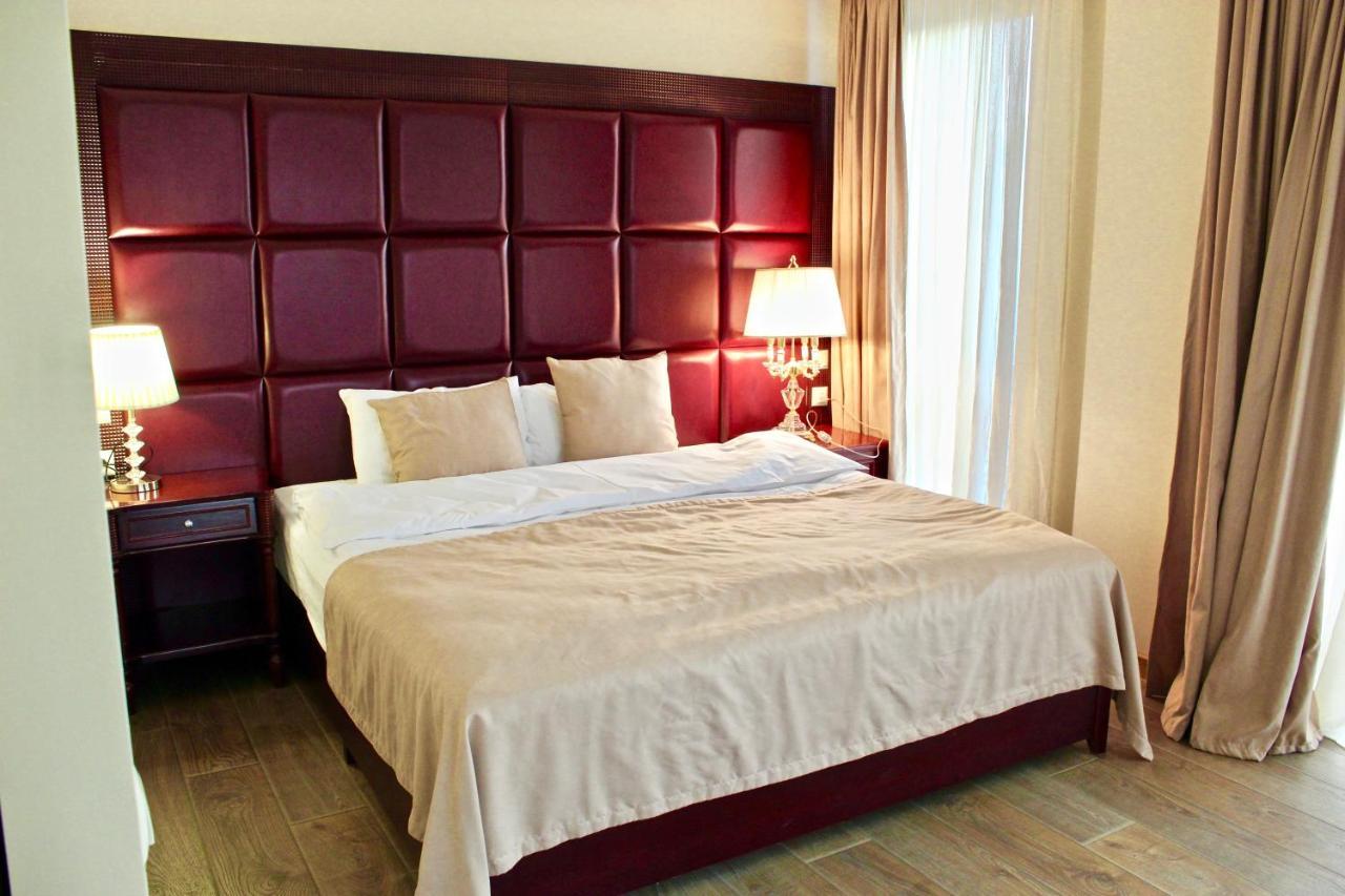 Velvet Hotel Hotel