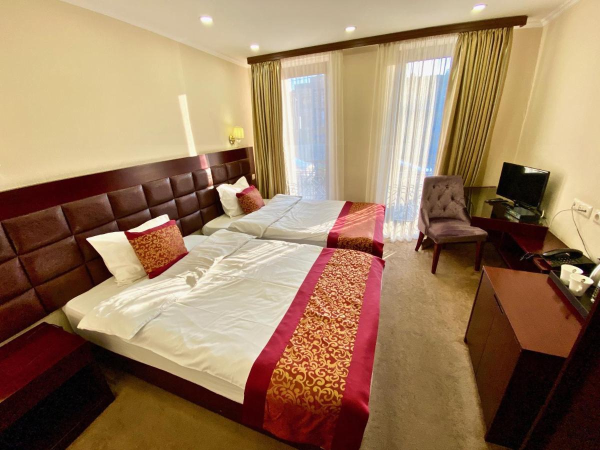 Hotel Velvet Hotel